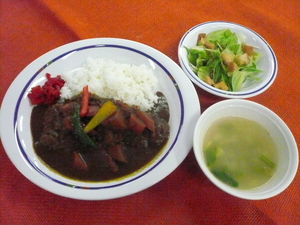 6月17日　カツカレー.JPG