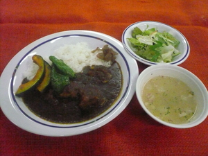 7月10日　チキンカレー.JPG