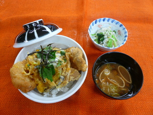 9月8日　カツ丼.JPG