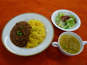 11月13日 キーマカレー.JPG