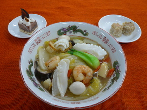 2月25日　広東麺.JPG