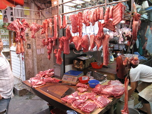 香港市場豚肉.JPG
